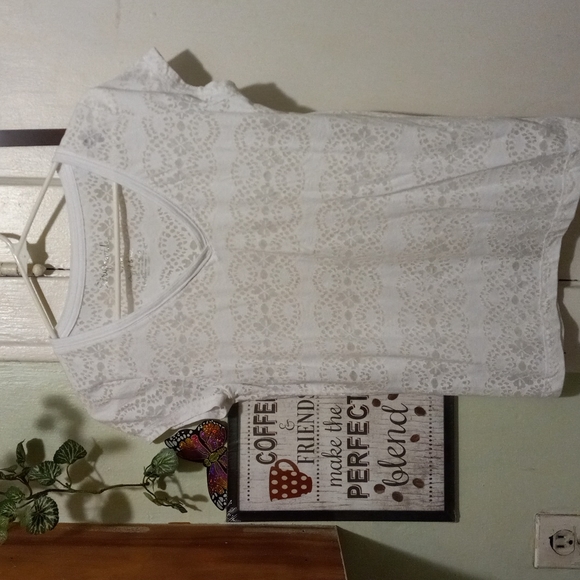 Aeropostale-Original Brand, M, Soft White - Picture 1 of 2